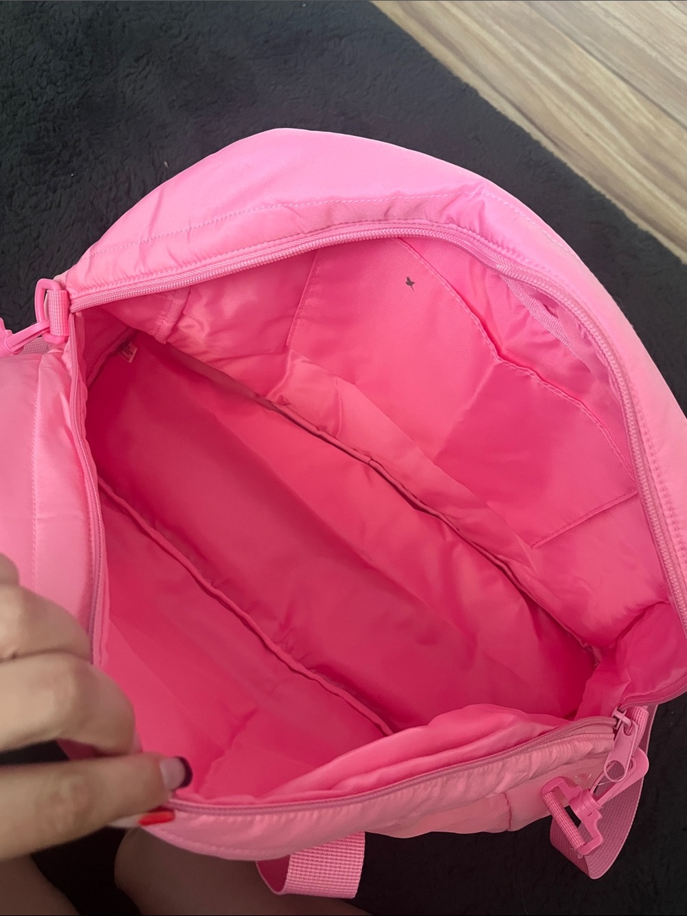PINK Victoria's Secret Quilted Duffel Bag in Bright Pink - Picture 6 of 10
